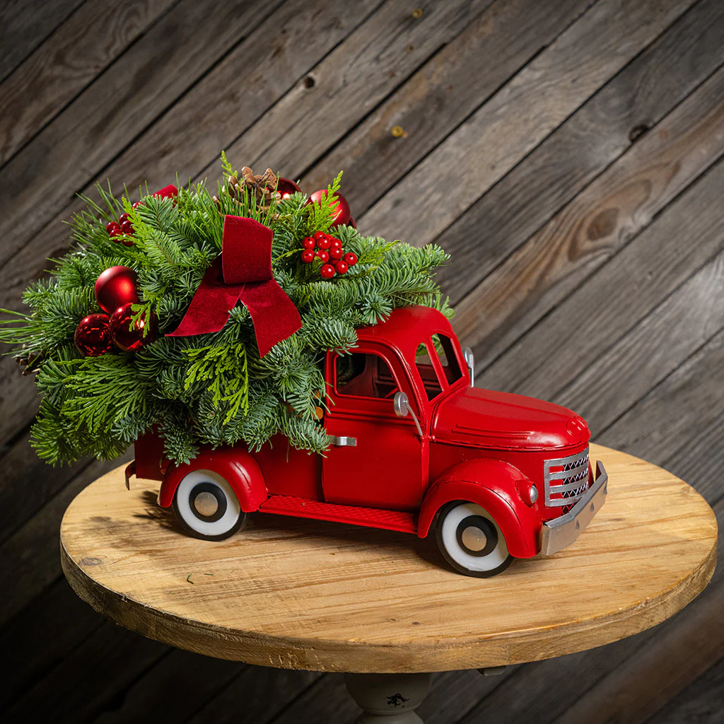 Christmas Vintage Truck - Image 10
