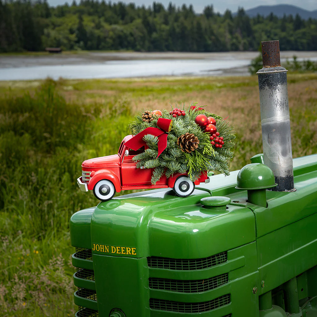 Christmas Vintage Truck - Image 15