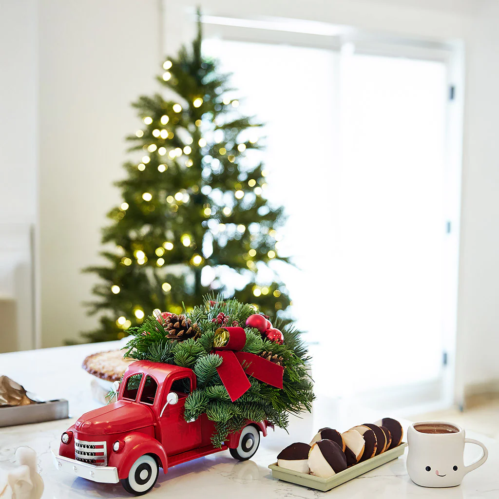 Christmas Vintage Truck - Image 7