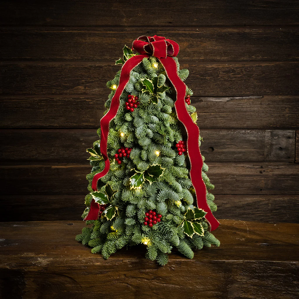 Deck the Holly - Image 9