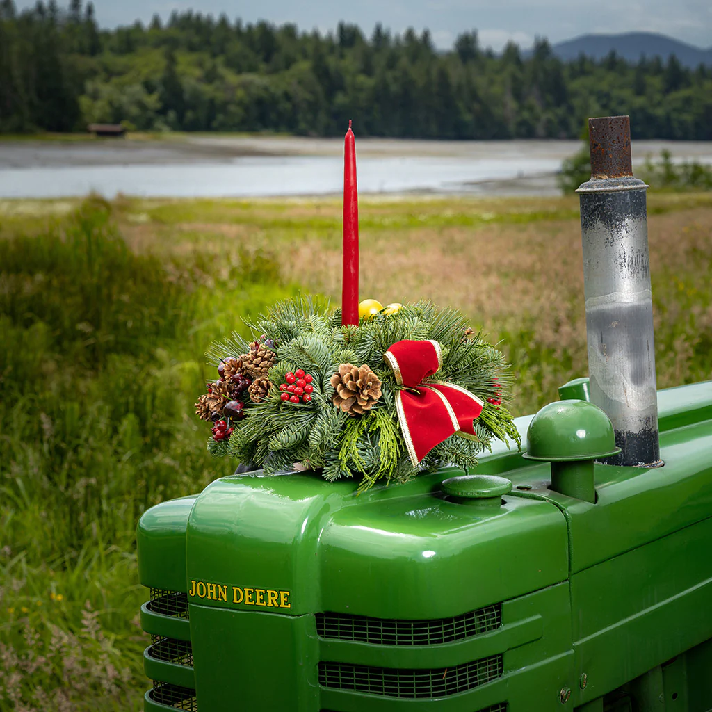 Small Holiday Centerpiece - Image 7